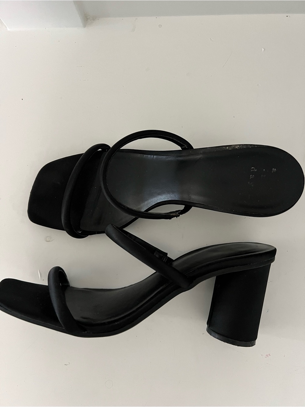 Women's Black Strappy Block Heel Sandals